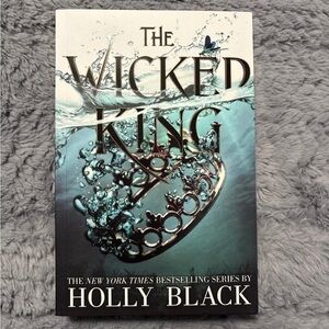 The Wicked King by Holly Black Paperback